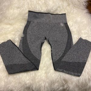 Pink Victoria’s Secret Black leggings L best peach New with tags